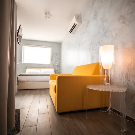 Quaint Boutique In-Nadur