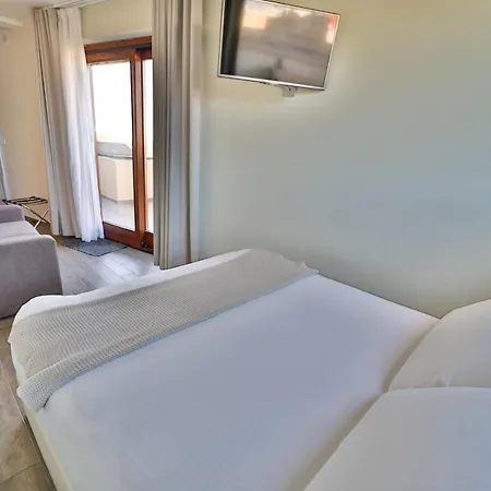 Quaint Boutique 3*