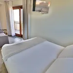 Quaint Boutique 3*