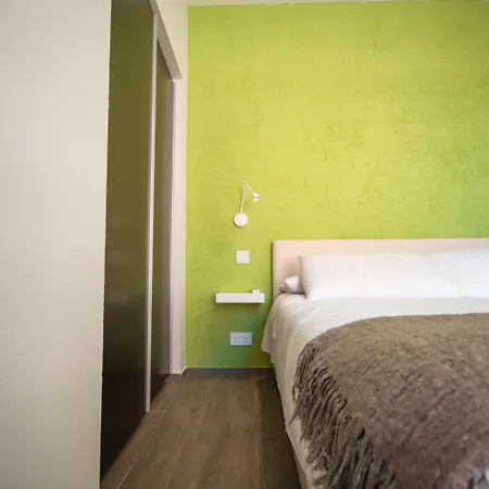 Quaint Boutique 3*