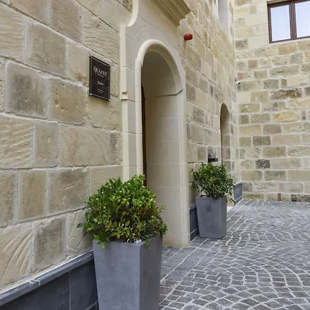 Quaint Boutique Nadur