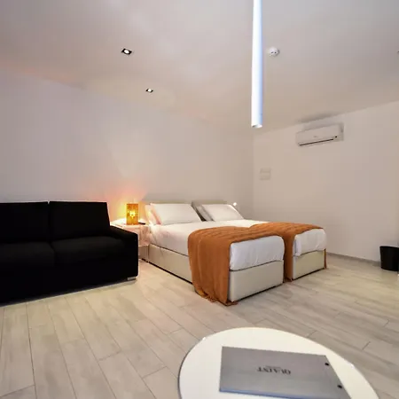 Quaint Boutique 3*