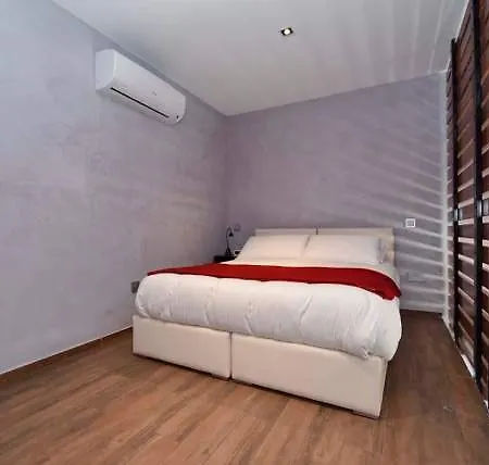 Quaint Boutique 3*