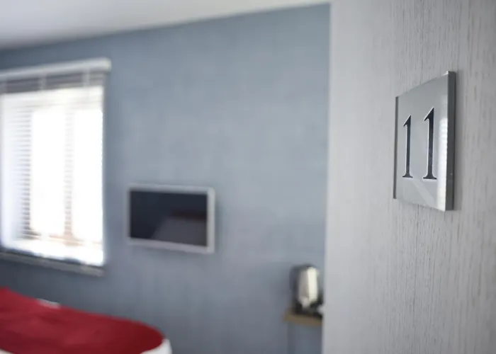 Отель Quaint Boutique