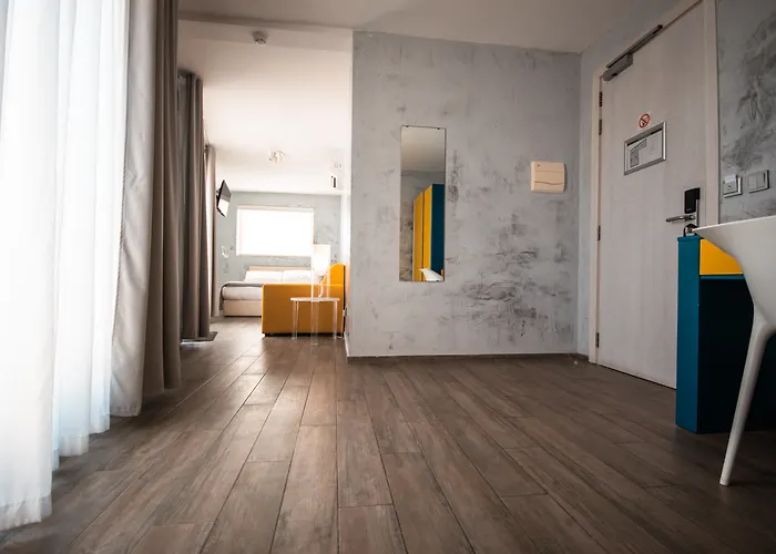 Quaint Boutique 纳杜尔