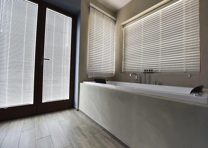 Отель Quaint Boutique 3*