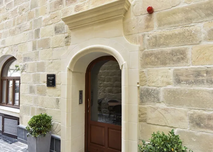 Отель Quaint Boutique